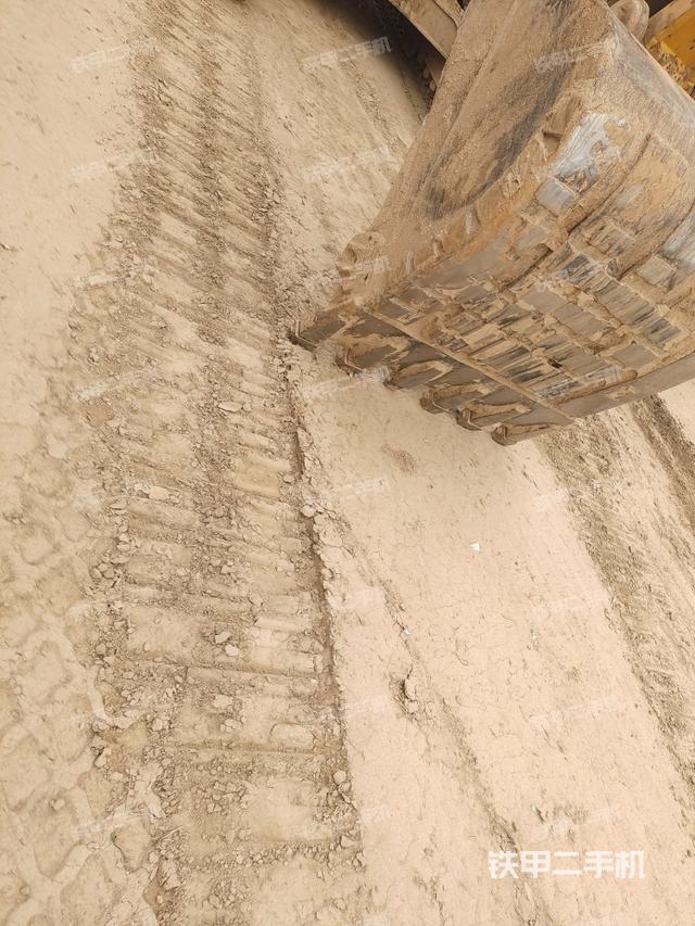 小臂整體左后（工作和回轉(zhuǎn)裝置）