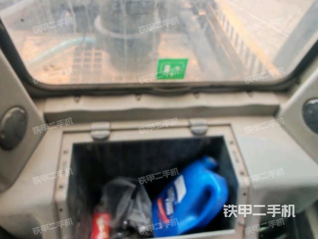 駕駛室左后45度（駕駛室部分）