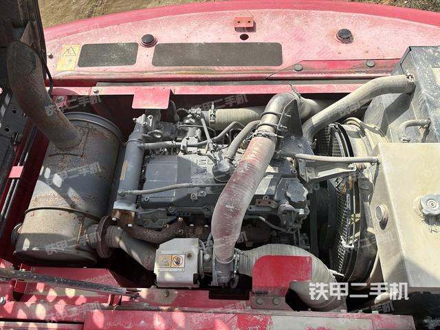 發(fā)動機整體俯視(整機外觀) 發(fā)動機整體俯視(整機外觀)