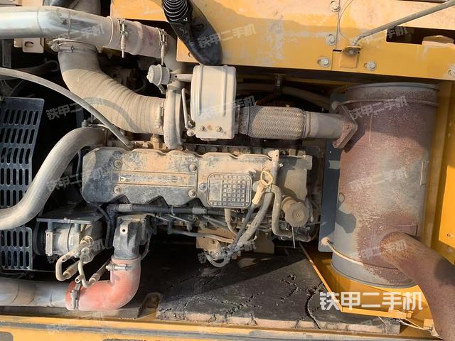 發(fā)動(dòng)機(jī)整體俯視(整機(jī)外觀) 發(fā)動(dòng)機(jī)整體俯視(整機(jī)外觀)