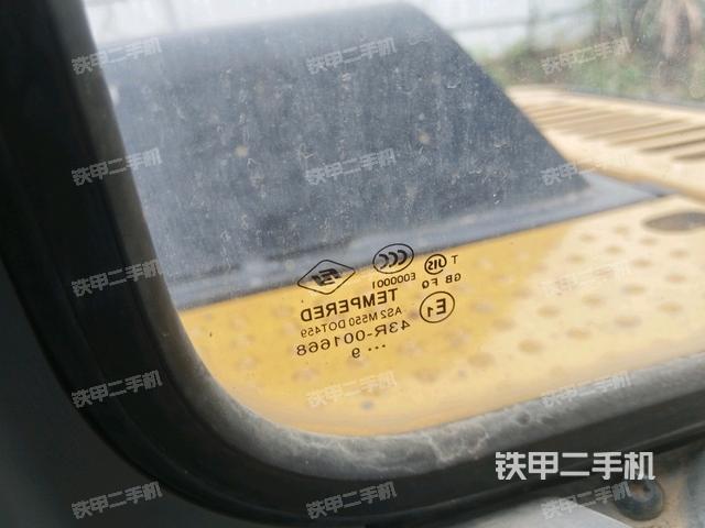 后窗玻璃角標(biāo)(駕駛室部分) 后窗玻璃角標(biāo)(駕駛室部分)