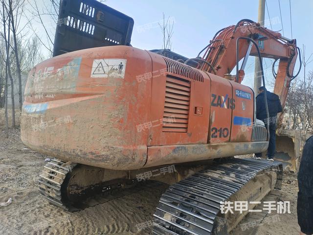 右后45(整機(jī)外觀) 右后45(整機(jī)外觀)