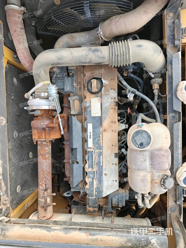 發(fā)動機室(上車部件) 發(fā)動機室(上車部件)