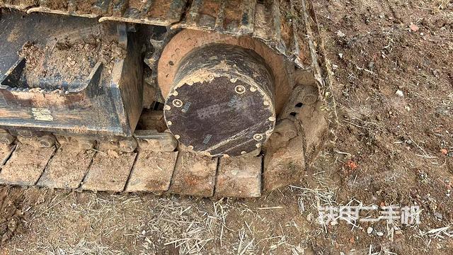 左驅(qū)動(dòng)輪(行走機(jī)構(gòu)) 左驅(qū)動(dòng)輪(行走機(jī)構(gòu))