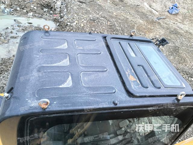 駕駛室頂部俯視(上車部件) 駕駛室頂部俯視(上車部件)