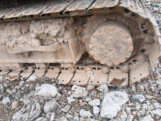 左驅(qū)動(dòng)輪(行走機(jī)構(gòu)) 左驅(qū)動(dòng)輪(行走機(jī)構(gòu))