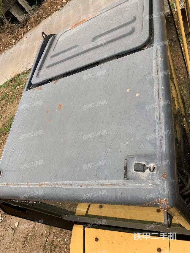 駕駛室頂部（整機(jī)外觀）