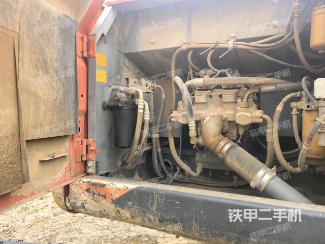 液壓泵室（大件艙室）