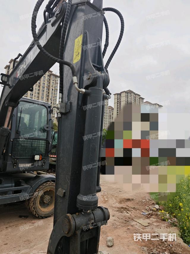 小臂整體右前(工作和回轉(zhuǎn)裝置) 小臂整體右前(工作和回轉(zhuǎn)裝置)