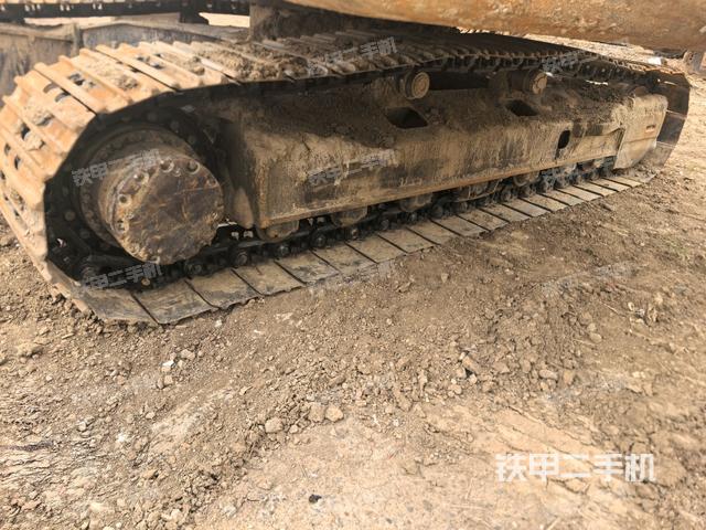 右側(cè)履帶整體（行走機(jī)構(gòu)）