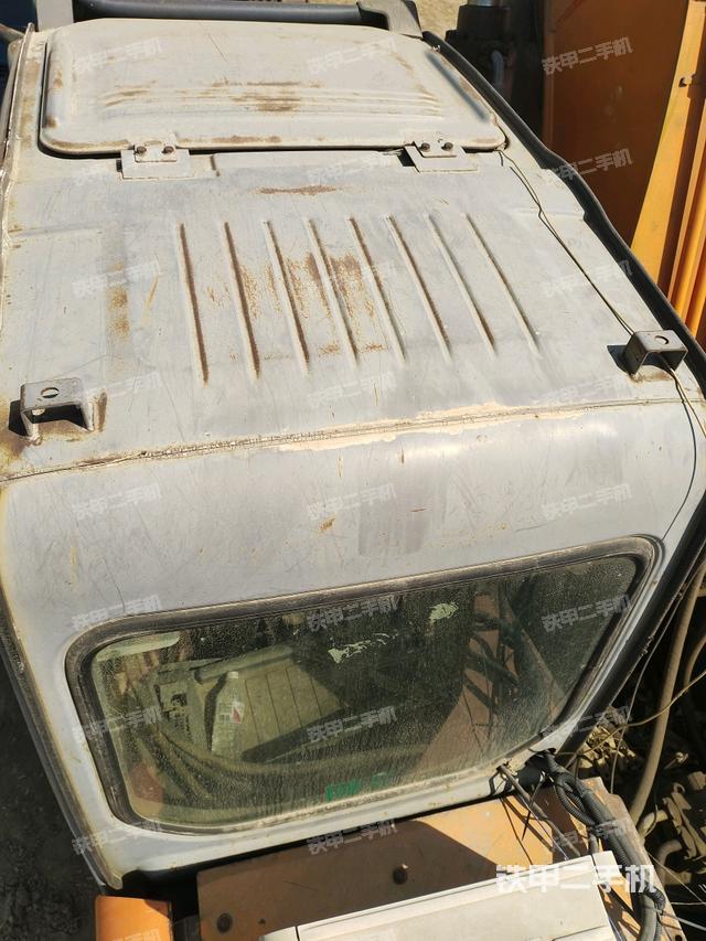 駕駛室頂部俯視（上車部件）