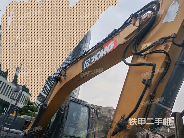 小臂整體左后（工作和回轉裝置）