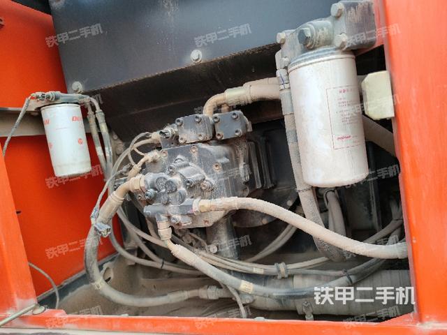 液壓泵斜45?左(大件艙室) 液壓泵斜45?左(大件艙室)