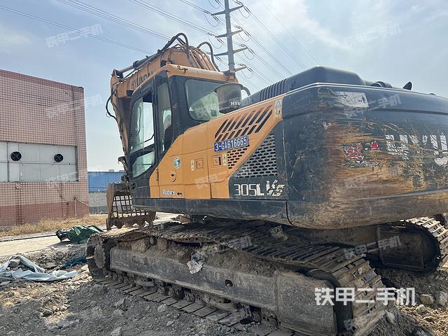 駕駛室整體（整機(jī)外觀）