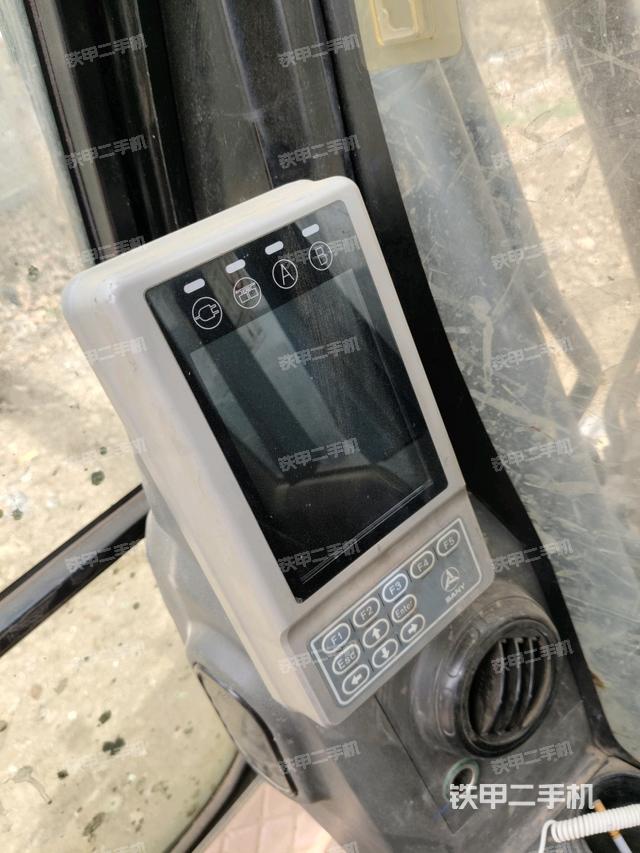 顯示屏?(駕駛室部分) 顯示屏?(駕駛室部分)