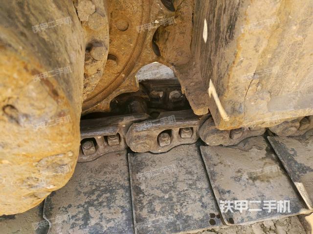 左側(cè)行走馬達蓋板（行走機構(gòu)）