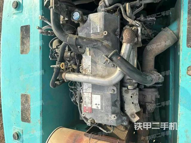 發(fā)動(dòng)機(jī)室(上車部件) 發(fā)動(dòng)機(jī)室(上車部件)