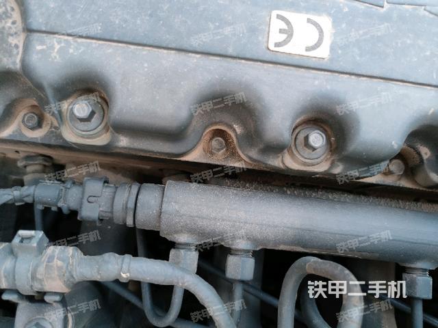 氣門室蓋螺絲特寫(上車部件) 氣門室蓋螺絲特寫(上車部件)