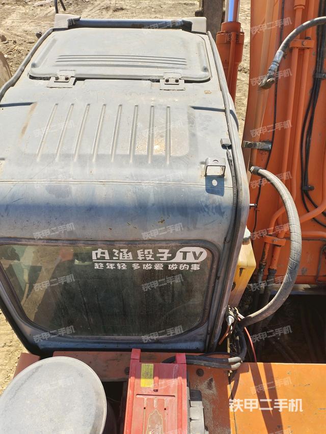 駕駛室頂部俯視(上車部件) 駕駛室頂部俯視(上車部件)