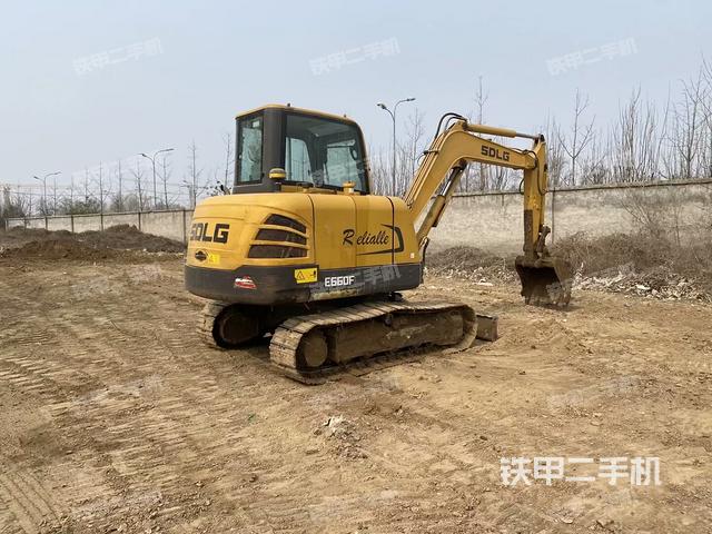 整機右后45°（整機外觀）