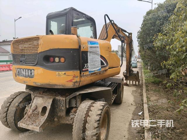 整機右后45°（整機外觀）