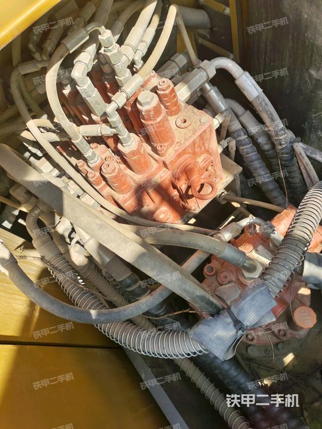 分配閥（上車部件）