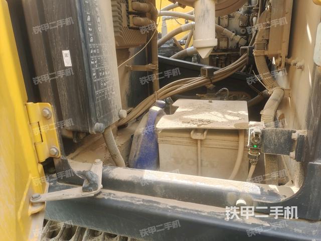 液壓泵斜45?左（大件艙室）