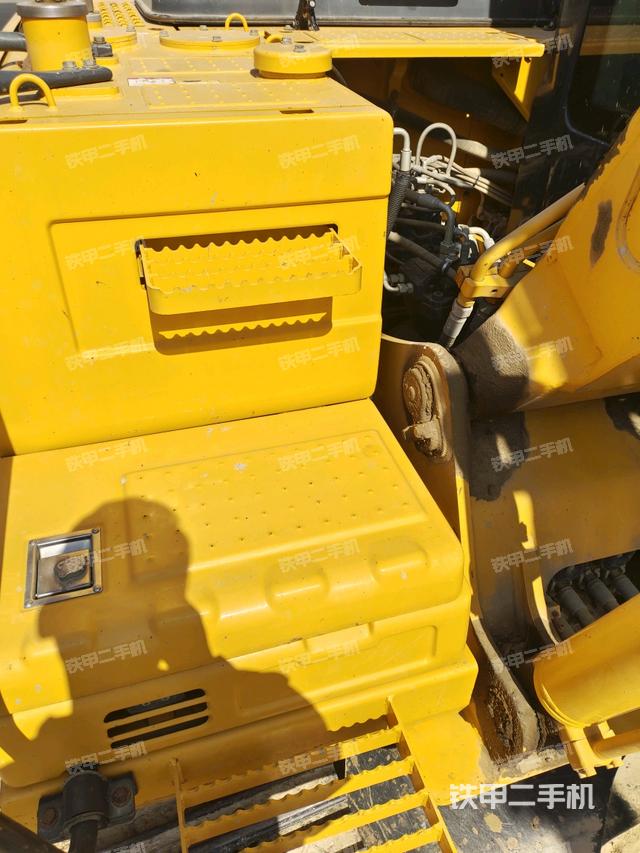 大臂根部?斜視（工作和回轉(zhuǎn)裝置）