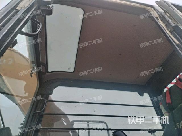 后窗玻璃角標(biāo)(駕駛室部分) 后窗玻璃角標(biāo)(駕駛室部分)