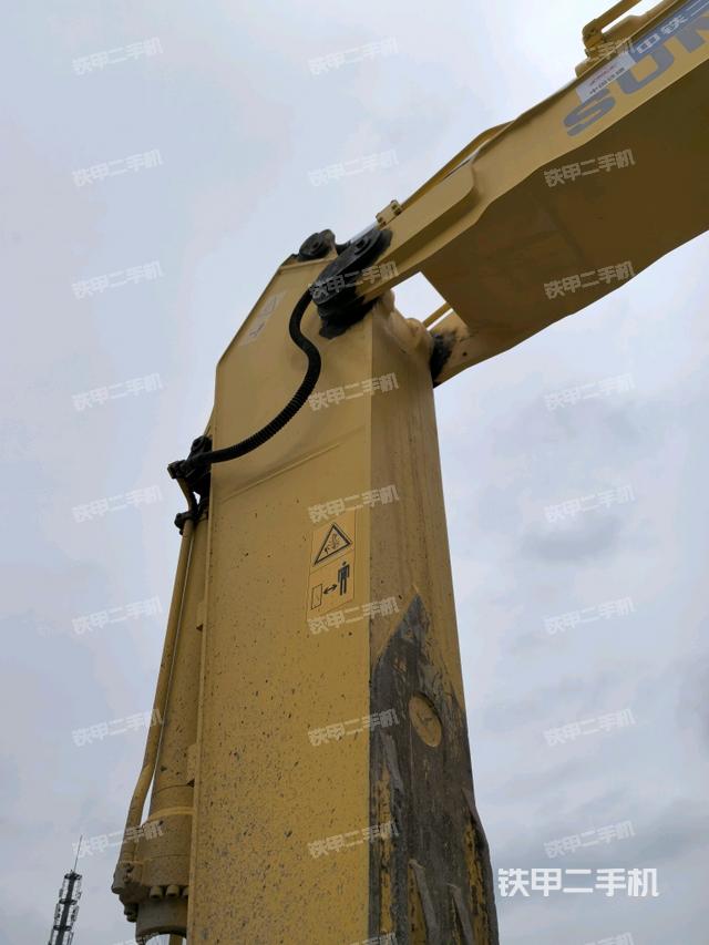 小臂整體左后（工作和回轉(zhuǎn)裝置）