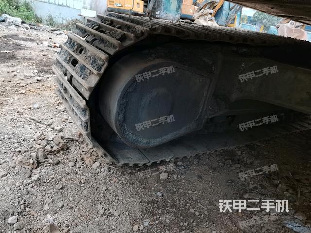 右側(cè)行走馬達蓋板（行走機構(gòu)）