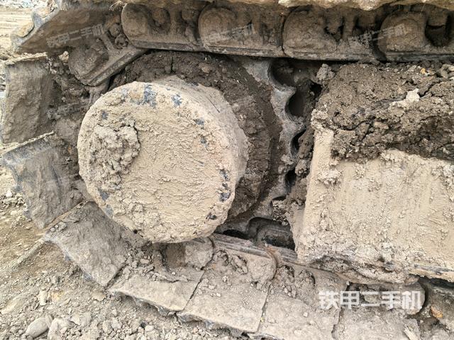 右驅(qū)動(dòng)輪（行走機(jī)構(gòu)）