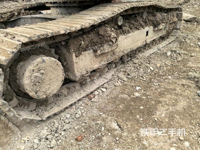 左側(cè)履帶整體?（行走機(jī)構(gòu)）