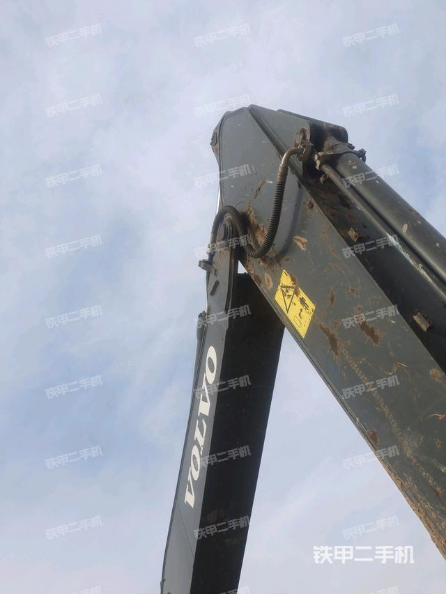 大臂根部?斜視（工作和回轉(zhuǎn)裝置）