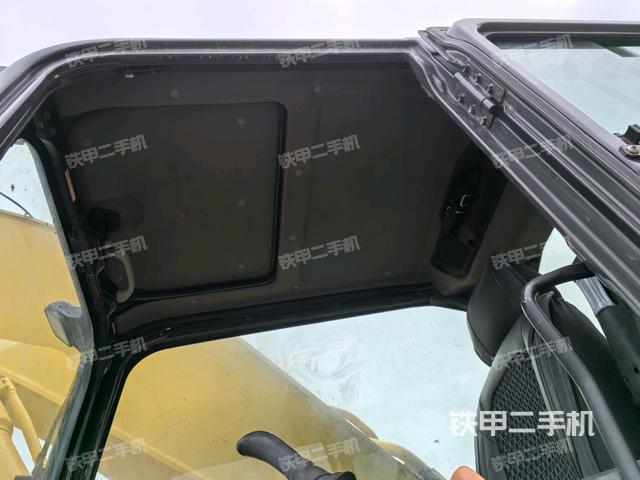 頂棚整體（駕駛室部分）