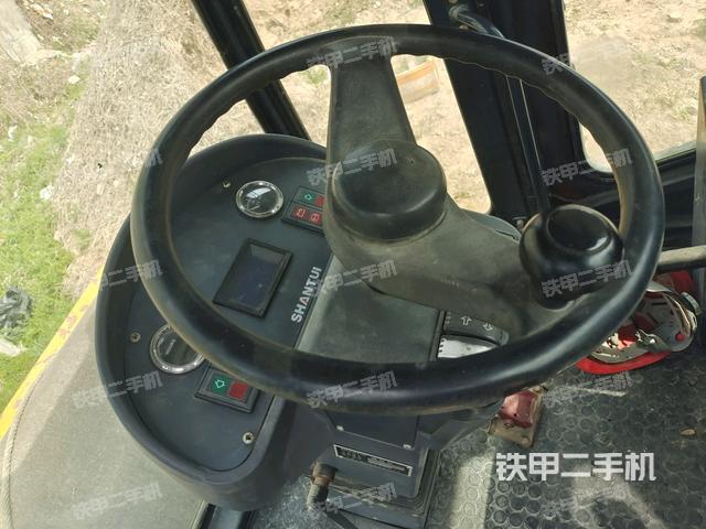 后玻璃角標(biāo)（壓路機駕駛室）