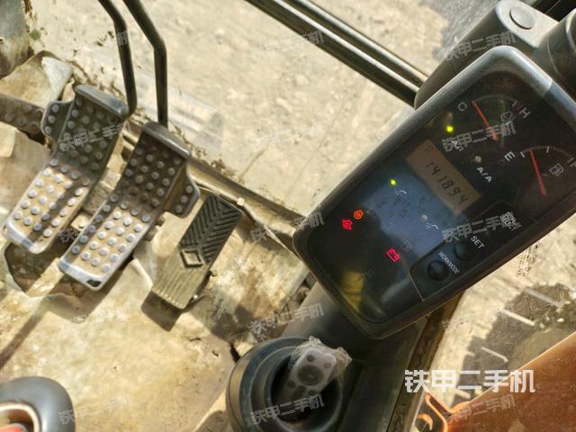 顯示屏?(駕駛室部分) 顯示屏?(駕駛室部分)