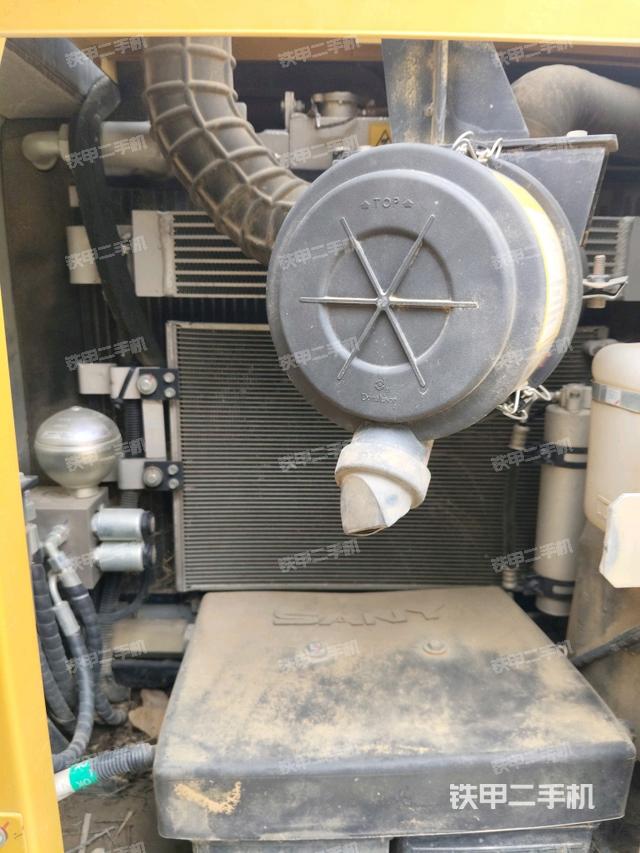 散熱器室(大件艙室) 散熱器室(大件艙室)