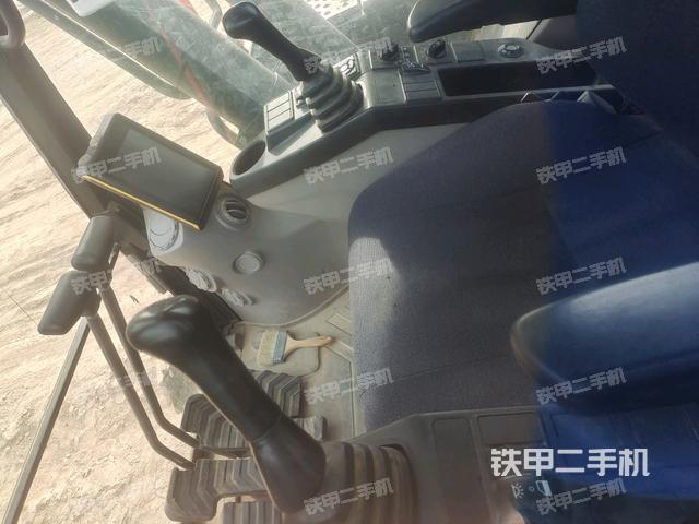 駕駛室左后45度（駕駛室部分）