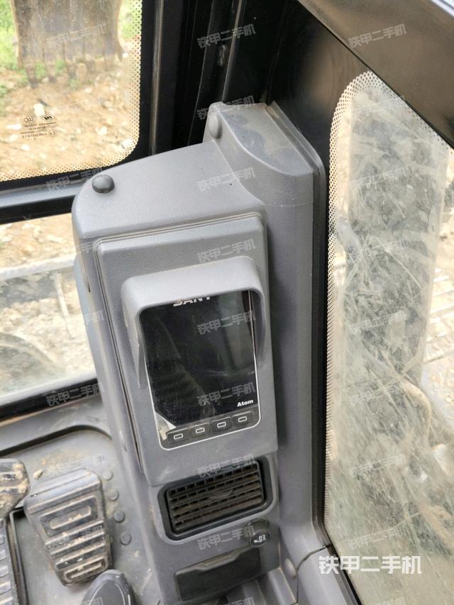 顯示屏?(駕駛室部分) 顯示屏?(駕駛室部分)