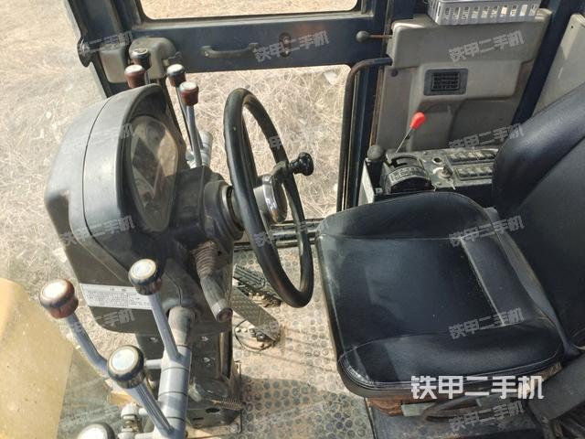 儀表盤(駕駛室/操作室) 儀表盤(駕駛室/操作室)