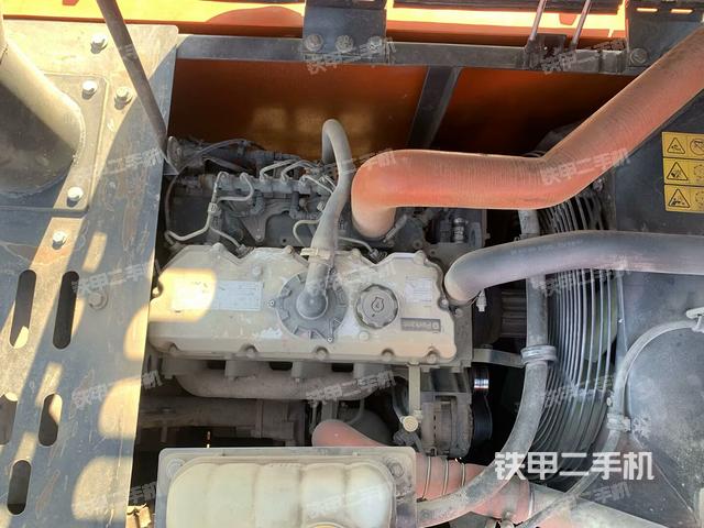 發(fā)動機(jī)整體俯視(整機(jī)外觀) 發(fā)動機(jī)整體俯視(整機(jī)外觀)