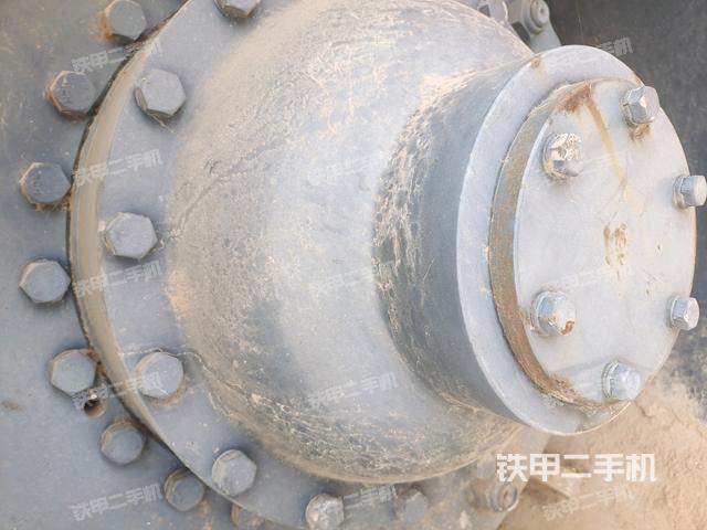 前輪右側(cè)減震塊連接及部件（壓路機前后車架）