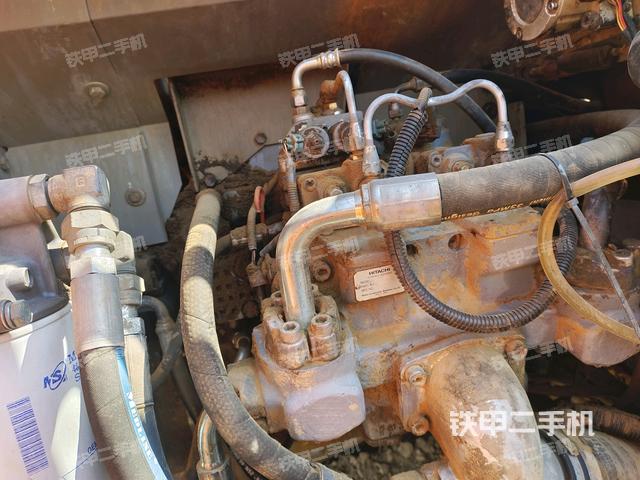 液壓泵室(大件艙室) 液壓泵室(大件艙室)