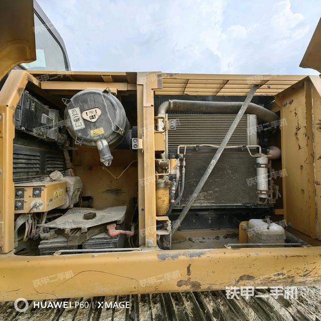 電瓶（大件艙室）