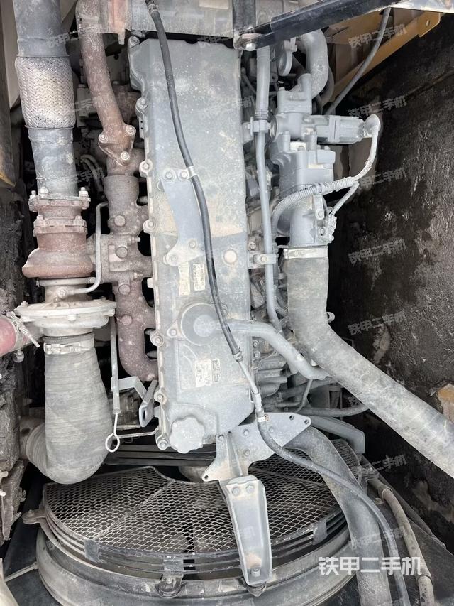 發(fā)動(dòng)機(jī)整體俯視(整機(jī)外觀) 發(fā)動(dòng)機(jī)整體俯視(整機(jī)外觀)