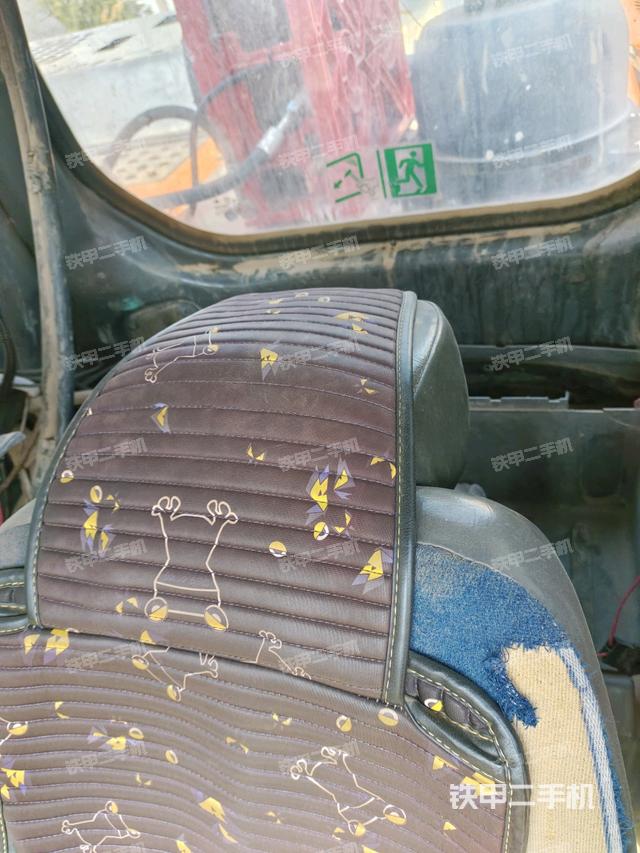 后窗玻璃角標(biāo)(駕駛室部分) 后窗玻璃角標(biāo)(駕駛室部分)