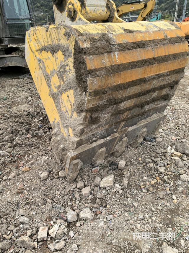 鏟斗45度（工作和回轉(zhuǎn)裝置）