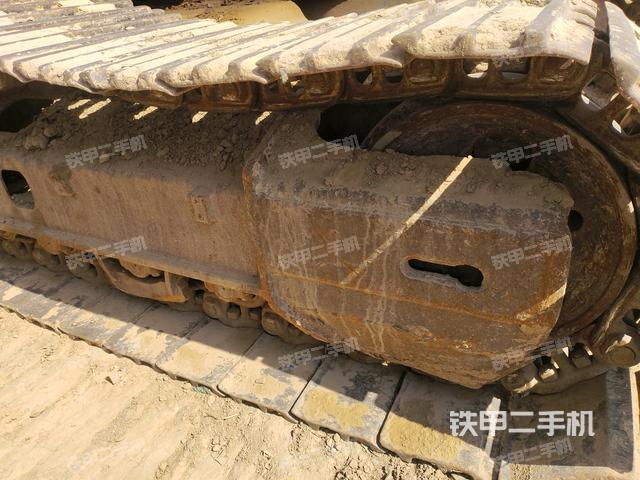 左驅(qū)動(dòng)輪(行走機(jī)構(gòu)) 左驅(qū)動(dòng)輪(行走機(jī)構(gòu))