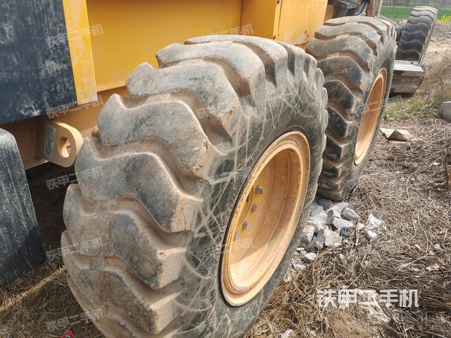 工作裝置4(工作裝置) 工作裝置4(工作裝置)